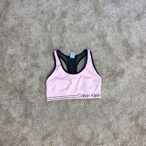 Calvin Klein Performance Sports Bra Size Medium